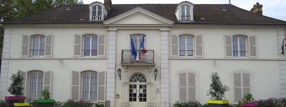 Égly, vue de la commune