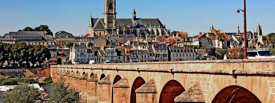 Nevers, vue de la commune