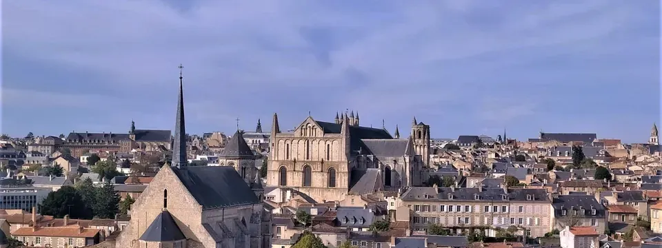 Poitiers, vue de la commune